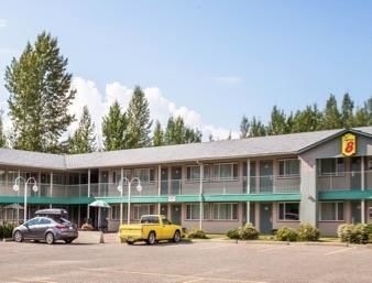 Отель Super 8 By Wyndham Quesnel Bc Экстерьер фото